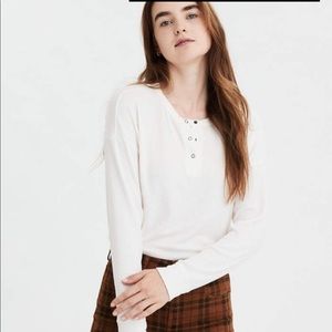 long sleeve snap henley t-shirt